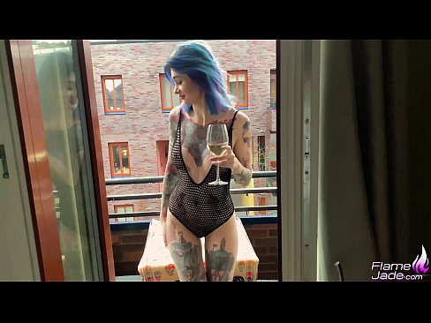 ❤️ Großartiges Mädchen lutscht mit einem Schluck und fickt leidenschaftlich unter freiem Himmel Porno bei de.hqpornvideos.ru ❌️